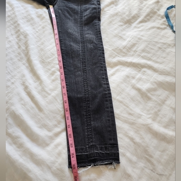 Express High-Rise Exposed Zip Cropped Skinny Jeans size 2R - Picture 7 of 7